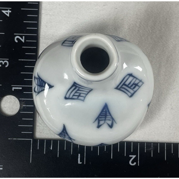 Sake Set 3 Ochoko Cup 2 Tokkuri Bottle Blue White Porcelain Japanese +Chopsticks - Picture 5 of 10